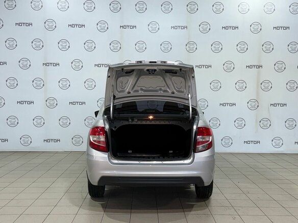 2019 Lada (ВАЗ) Granta I Рестайлинг, серебристый, 510000 рублей - вид 19