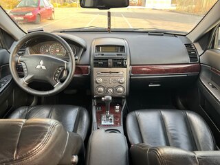2008 Mitsubishi Galant IX Рестайлинг 2, серебристый, 700000 рублей, вид 4
