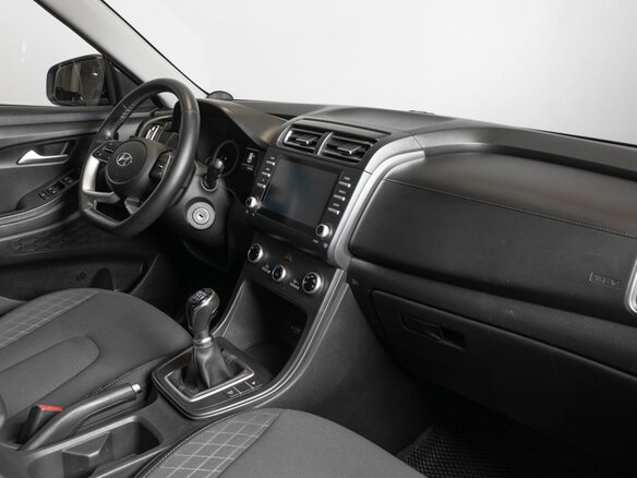 2021 Hyundai Creta II, чёрный, 1939600 рублей - вид 6