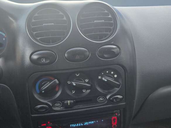 2013 Daewoo Matiz I Рестайлинг, серебристый, 180000 рублей - вид 16