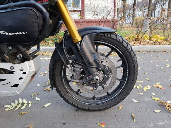 2015 Suzuki V-Strom 1000, чёрный, 750000 рублей - вид 12