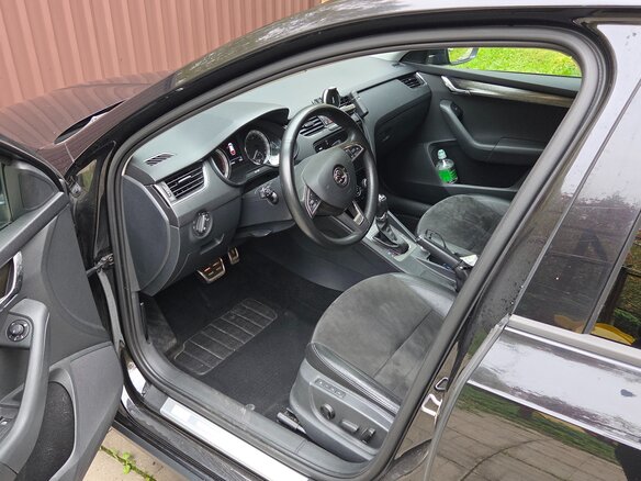 2015 Skoda Octavia Scout III (A7), чёрный - вид 7