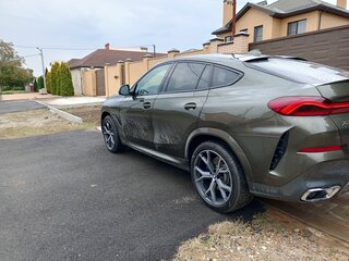 2020 BMW X6 30d III (G06), зелёный, 8700000 рублей, вид 2