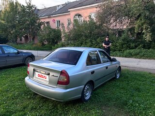 2005 Hyundai Accent ТагАЗ II, серебристый, 190000 рублей, вид 4