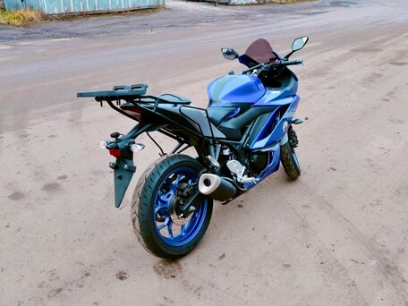 2021 Yamaha YZF-R3, синий, 549000 рублей, вид 5