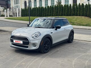 2020 Mini Hatch Cooper III (F55/F56) Рестайлинг, серый, 1495000 рублей, вид 1