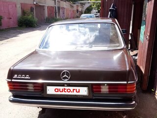 1979 Mercedes-Benz W123 300, коричневый, 470000 рублей, вид 4