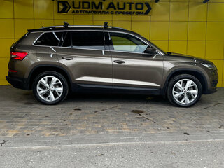 2017 Skoda Kodiaq I, коричневый, 2499000 рублей, вид 5