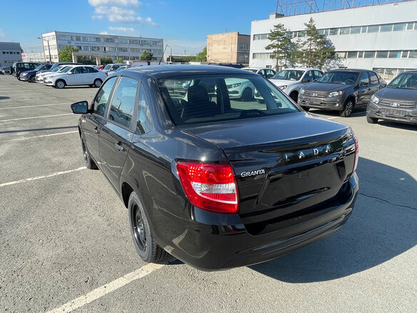 2026 Lada (ВАЗ) Granta I Рестайлинг, чёрный - вид 9