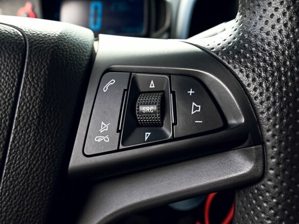 2015 Chevrolet Aveo II, белый, 789000 рублей - вид 12