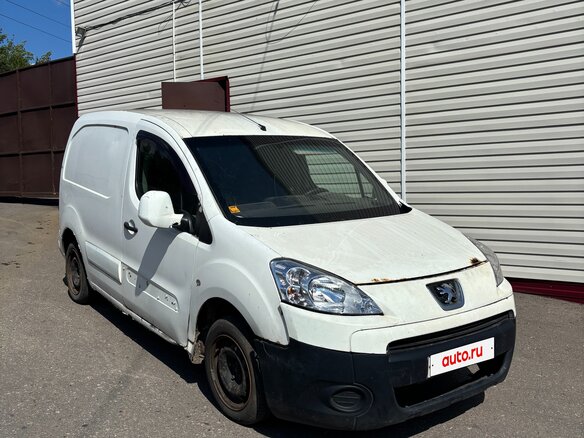 2011 Peugeot Partner II, белый, 199000 рублей