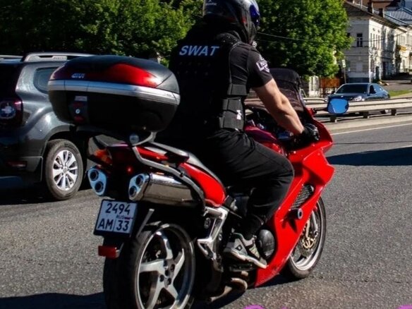 2005 Honda VFR 800, красный, 420000 рублей - вид 11