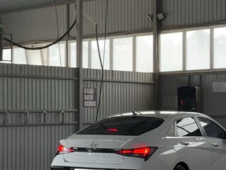 2023 Hyundai Elantra VII (CN7) Рестайлинг, белый, 1900000 рублей, вид 3