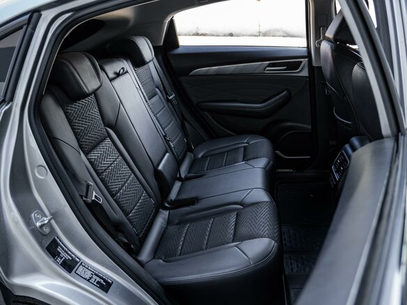 2023 Haval F7x I Рестайлинг, серебристый - вид 6