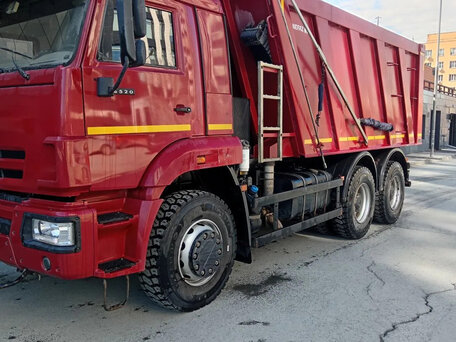 2023 КамАЗ 6520, красный, 7000000 рублей, вид 4