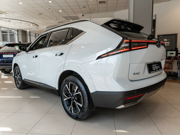 2025 GAC GS4, белый, 3299000 рублей - вид 3