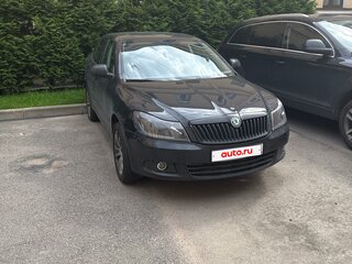 2011 Skoda Octavia II (A5) Рестайлинг, чёрный, 600000 рублей, вид 2