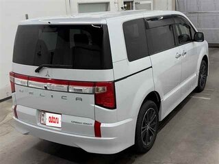 2023 Mitsubishi Delica D:5 I Рестайлинг, белый, 2590000 рублей, вид 4