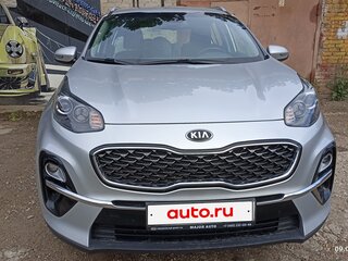 2019 Kia Sportage IV Рестайлинг, серебристый, 1900000 рублей, вид 1