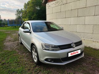 2014 Volkswagen Jetta VI Рестайлинг, серебристый, 900000 рублей, вид 1