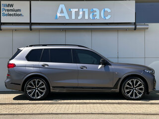 2021 BMW X7 30d I (G07), серый, 9500000 рублей, вид 4