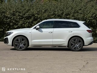 2025 Volkswagen Touareg III Рестайлинг, белый, 12990000 рублей, вид 2