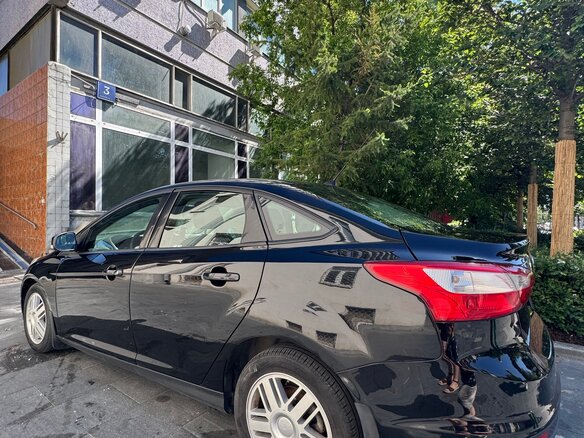 2011 Ford Focus III, чёрный, 600000 рублей - вид 6
