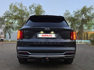 2020 Kia Sorento IV, серый, 2300000 рублей, вид 4