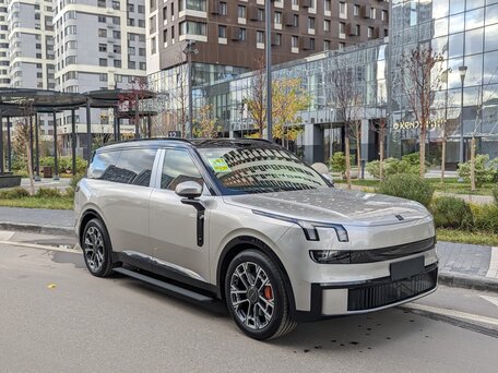 2026 Lynk & Co 900, серебристый, 7670000 рублей, вид 1