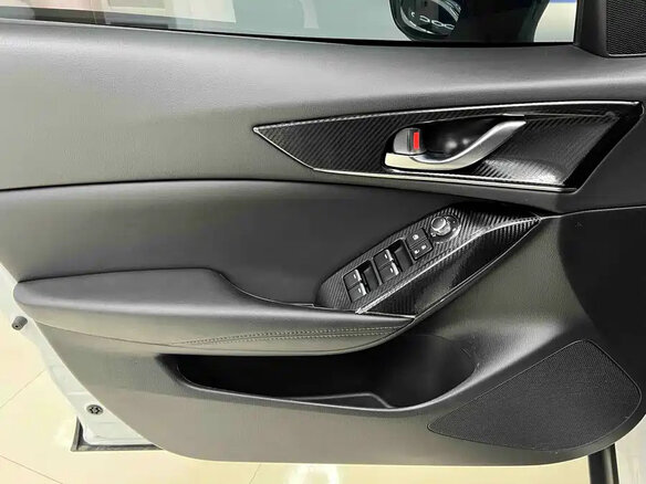 2023 Mazda CX-4 I Рестайлинг, белый, 1770000 рублей - вид 11