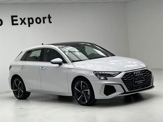 2023 Audi A3 Sportback 35 TFSI IV (8Y), белый, 1650000 рублей, вид 3