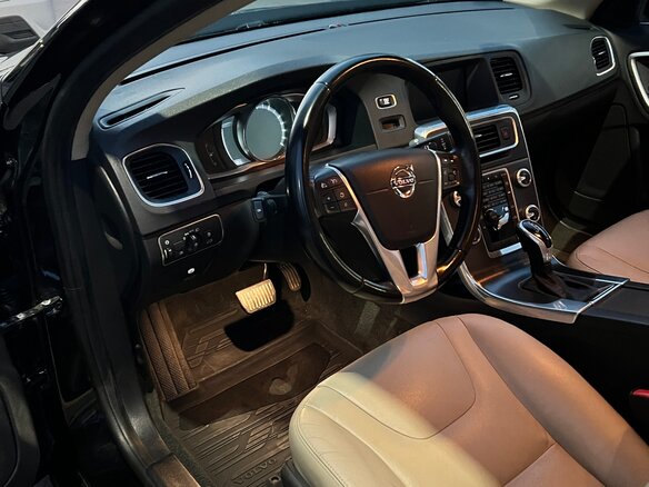 2014 Volvo S60 II Рестайлинг, чёрный, 1549000 рублей - вид 7