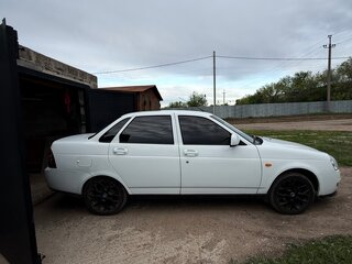 2014 Lada (ВАЗ) Priora I Рестайлинг, белый, 515000 рублей, вид 3