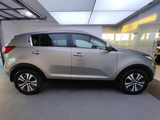 2014 Kia Sportage III Рестайлинг, серебристый, 1210000 рублей, вид 4
