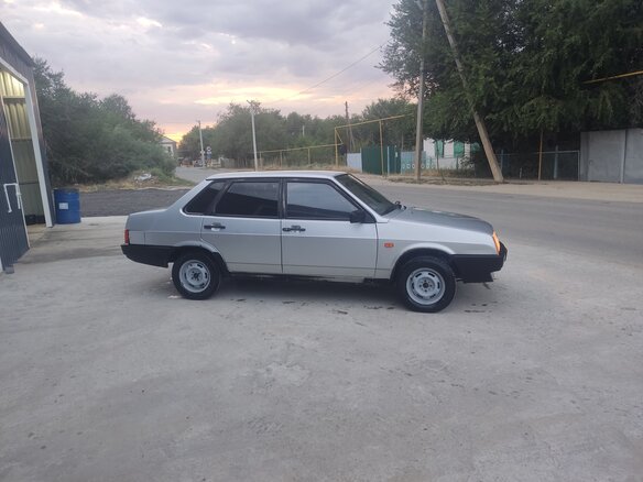 2003 Lada (ВАЗ) 21099, серый, 315000 рублей - вид 3