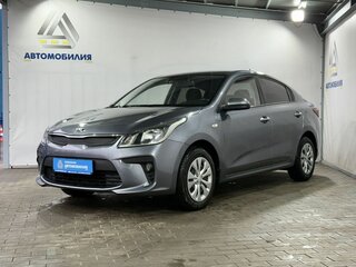 2019 Kia Rio IV, серый, 1449000 рублей, вид 1