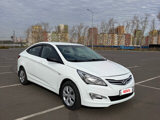 2016 Hyundai Solaris I Рестайлинг, белый, 795000 рублей, вид 4