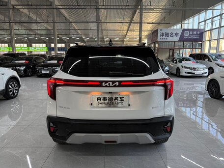 2023 Kia Seltos I Рестайлинг, чёрный, 1600000 рублей, вид 5