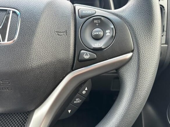 2022 Honda Shuttle II Рестайлинг, белый, 1095000 рублей - вид 17