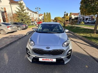 2019 Kia Sportage IV Рестайлинг, серебристый, 2350000 рублей, вид 2