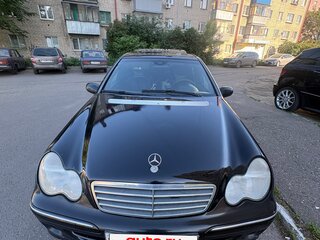 2005 Mercedes-Benz C-Класс 230 II (W203) Рестайлинг, чёрный, 630000 рублей, вид 3