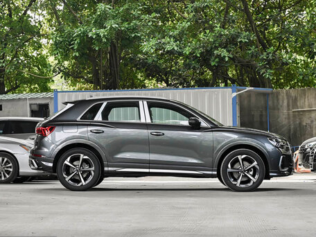 2026 Audi Q3 35 TFSI II (F3), серый, 3450000 рублей, вид 4