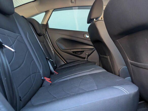 2015 Ford Fiesta Mk6 Рестайлинг, серебристый, 709000 рублей - вид 10