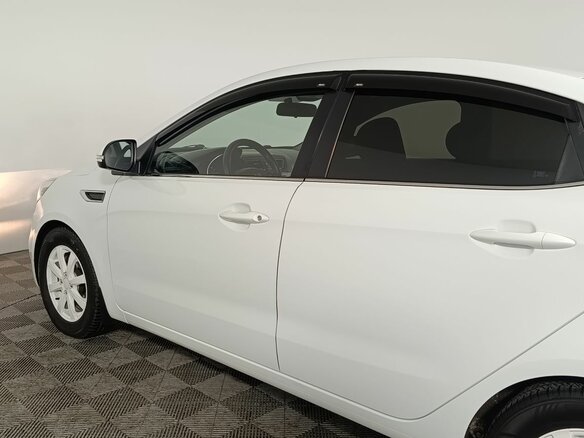 2015 Kia Rio 6-speed III, белый - вид 19