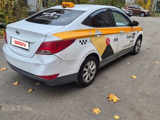 2016 Hyundai Solaris I Рестайлинг, белый, 480000 рублей, вид 4