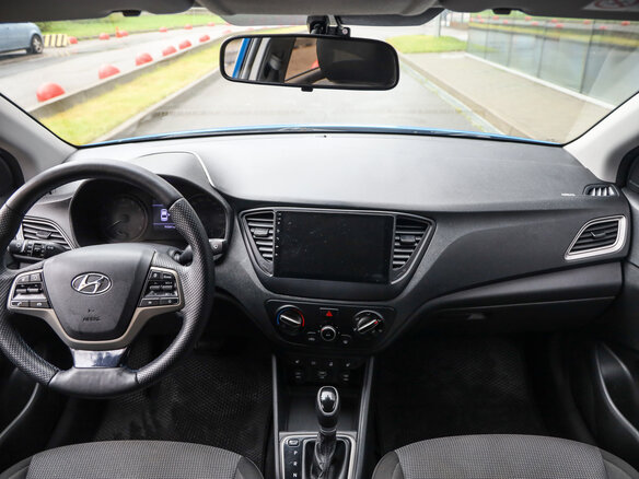 2020 Hyundai Solaris II Рестайлинг, синий, 1224777 рублей - вид 10