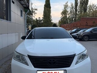 2014 Toyota Camry VII (XV50), белый, 1230000 рублей, вид 2