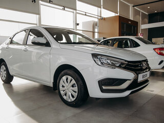2026 Lada (ВАЗ) Vesta I Рестайлинг (NG), белый, 1685000 рублей, вид 3