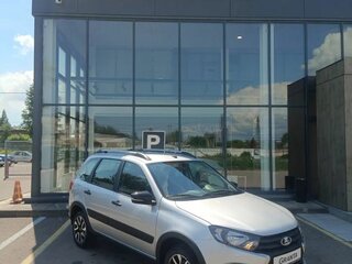 2025 Lada (ВАЗ) Granta Cross I Рестайлинг, серебристый, 1237900 рублей, вид 2