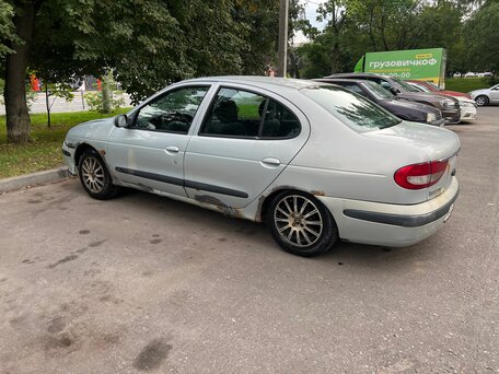 2002 Renault Megane I Рестайлинг, синий, 77000 рублей, вид 4